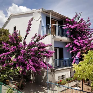 https://apartments-irena-trogir.splithotels.org