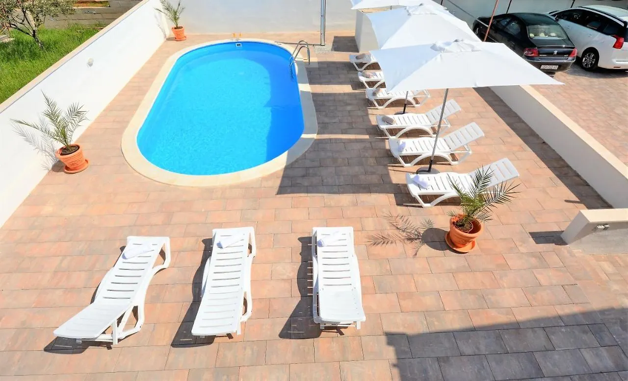 Villa Allegro Sukosan Apartment