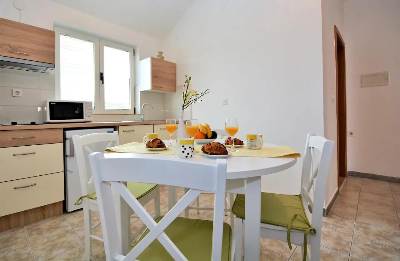 Villa Allegro Sukosan Apartment
